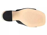 Deena Sandal
