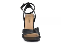 Annett Sandal