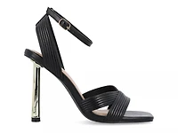 Annett Sandal