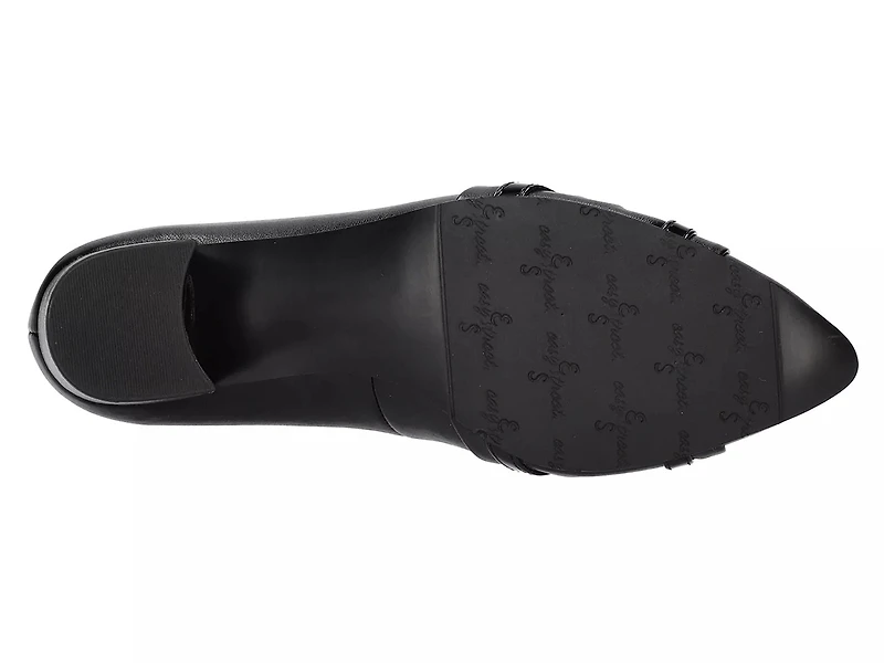Millie Pump