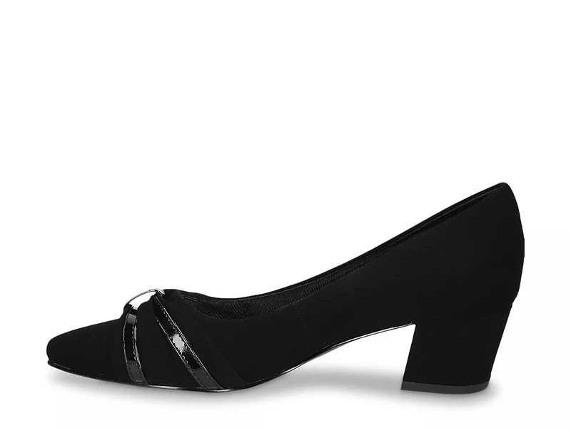 Millie Pump