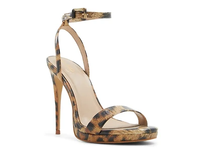 Kat Platform Sandal