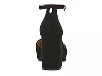 Elmonie Pump