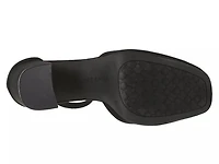 Elmonie Pump