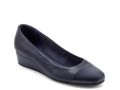 Gracey Wedge Pump
