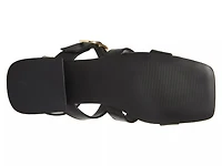 Aylin Sandal