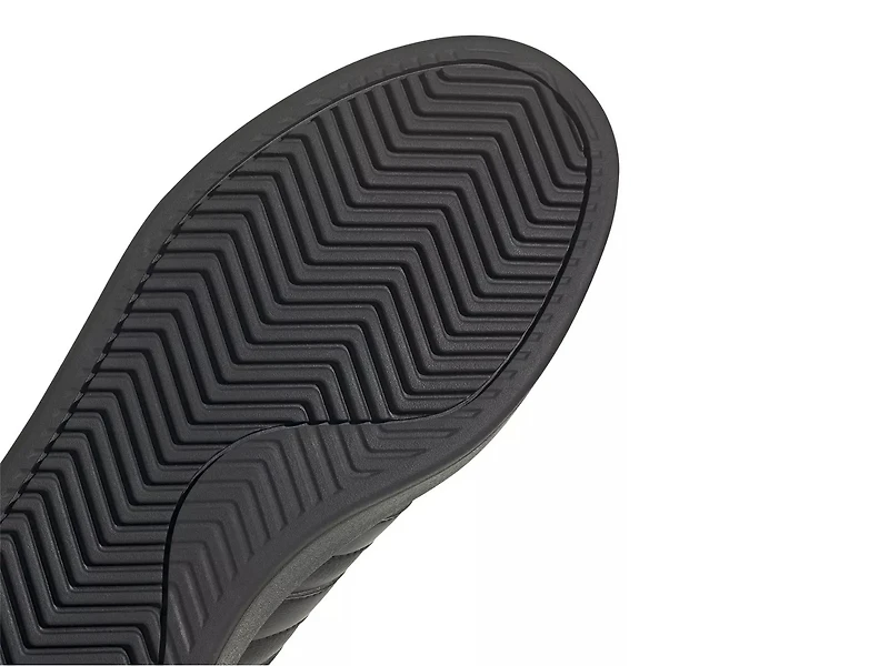 Grand Court Sneaker