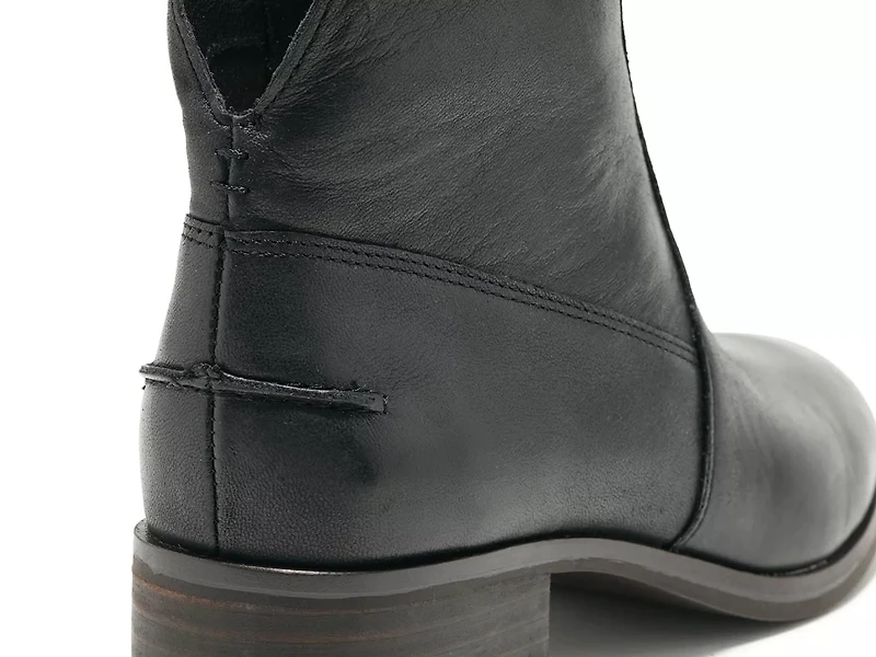 Pedera Boot