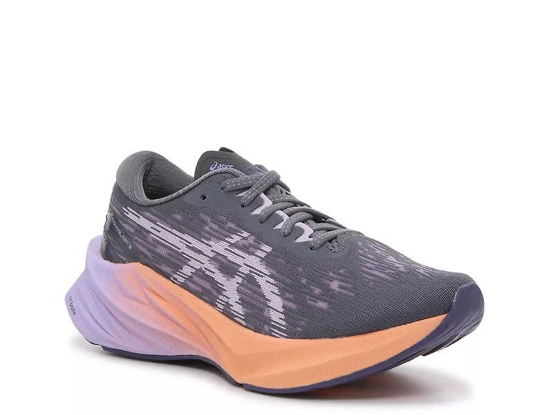 Novablast 3 Running Shoe