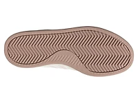 Grand Court Sneaker