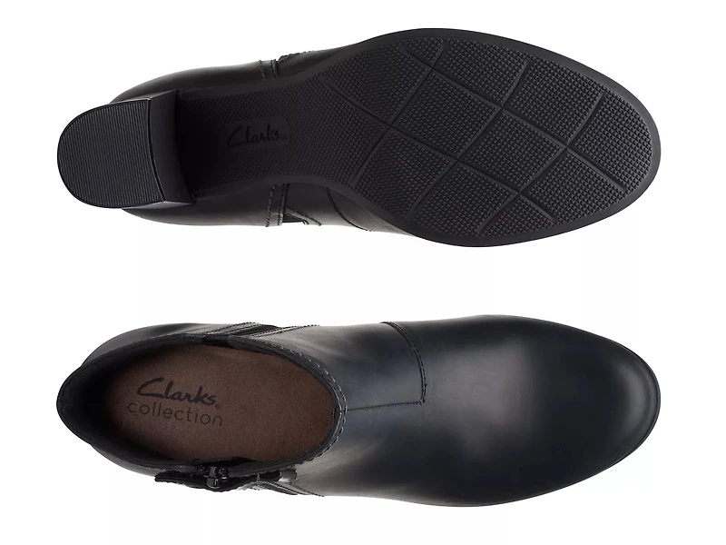 Bayla Glow Bootie