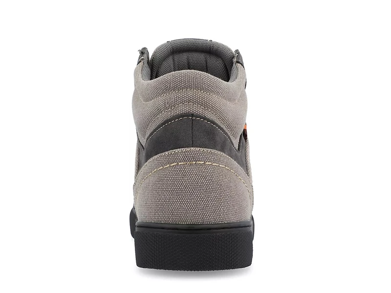 Justin Sneaker