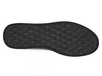 Justin Sneaker