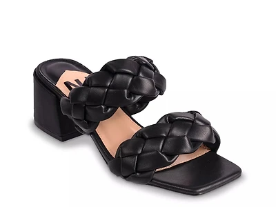Twist Sandal