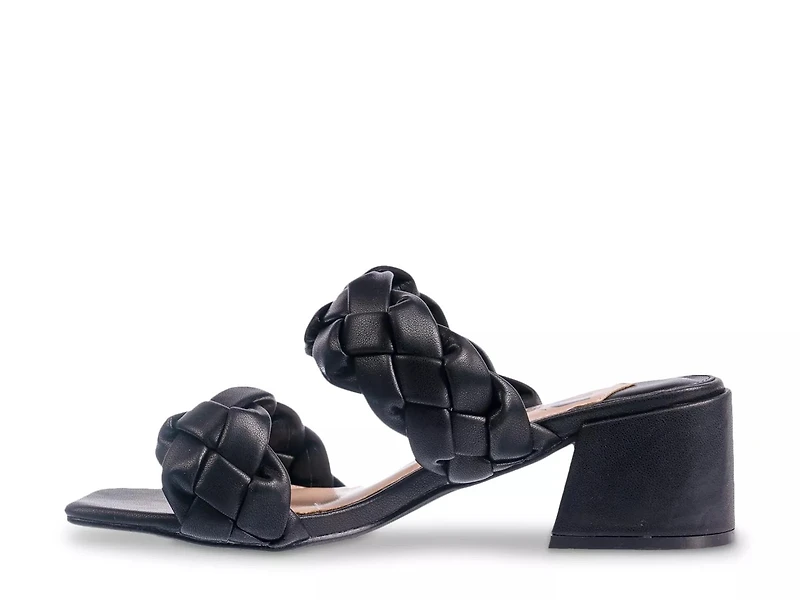 Twist Sandal