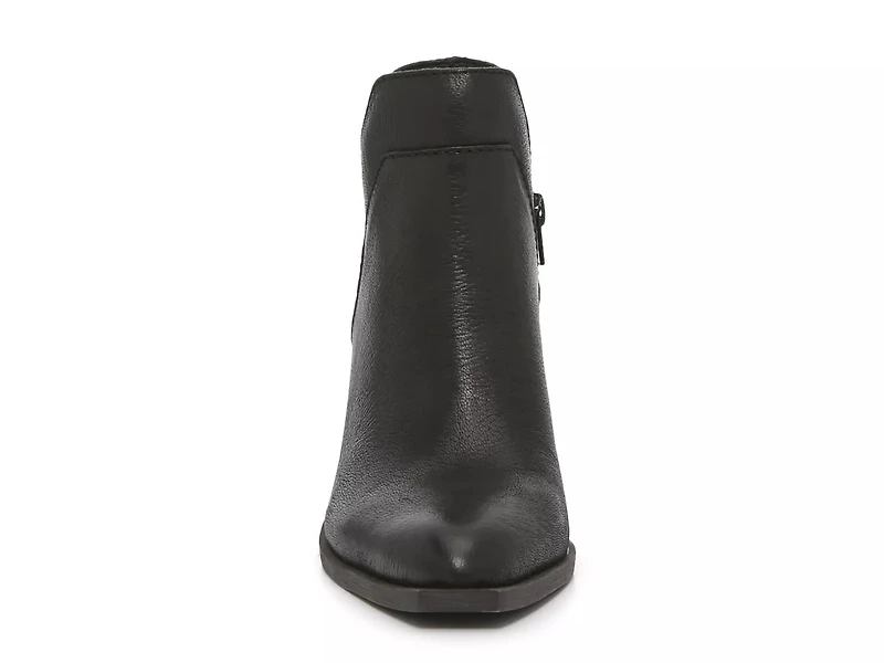 Stavie Bootie