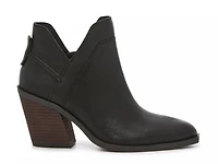 Stavie Bootie