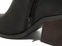 Stavie Bootie