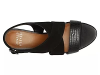 Ianna Sandal