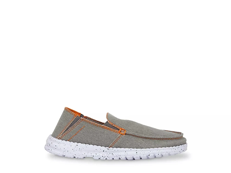 Kick Back Slip-On