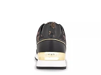 Kadlin Sneaker