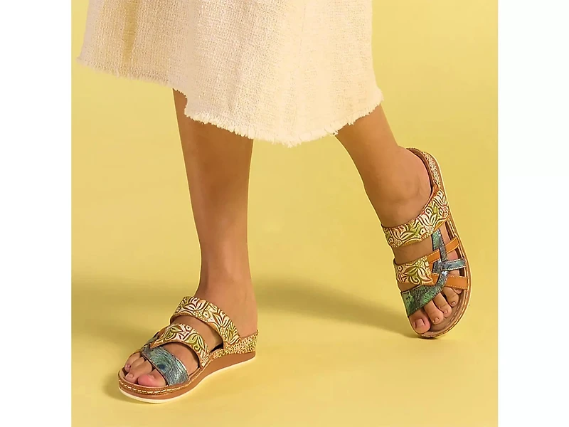 Caiman Platform Sandal