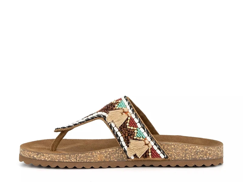 Atia Sandal