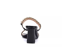 Magnifica Wedge Sandal