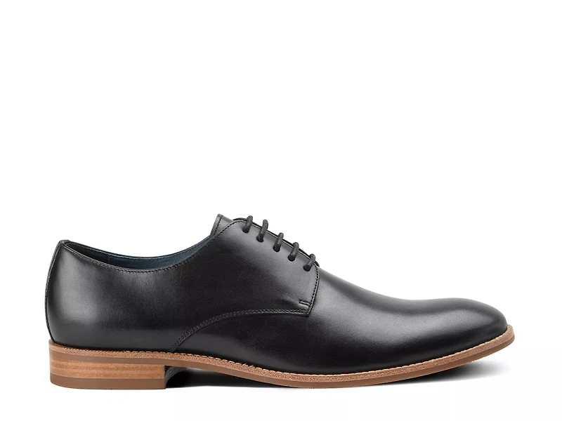 Damon Oxford