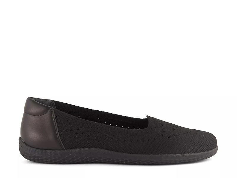 Itia Slip-On