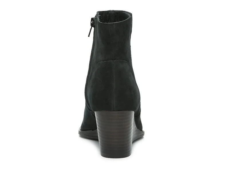 Larett Bootie