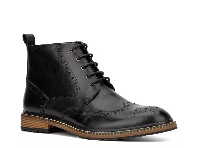 Titus Wingtip Boot