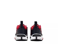 Team Hustle D 11 Basketball Sneaker