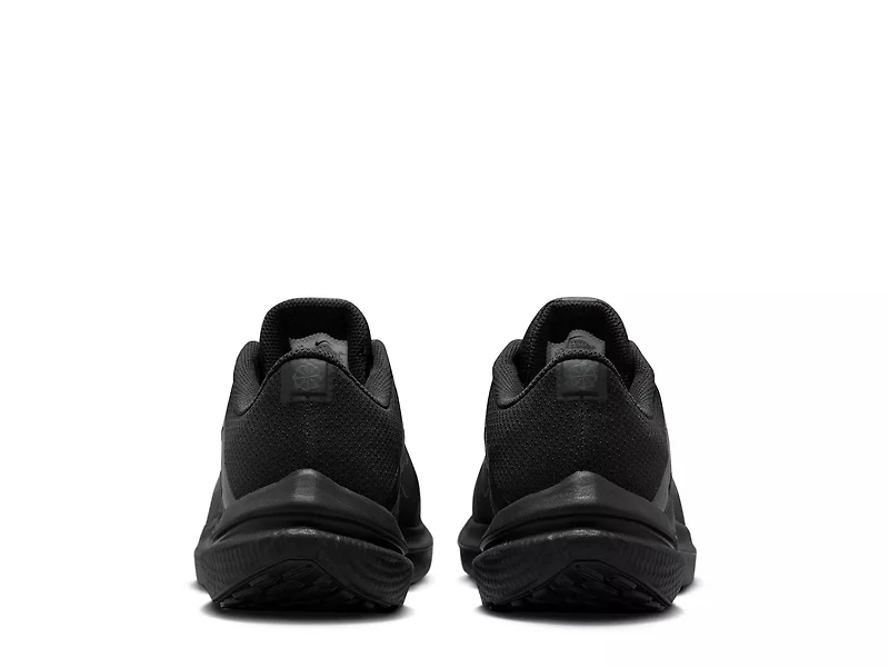 Winflo 10 Running Shoe