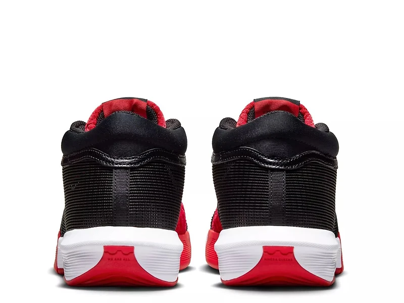 LeBron Witness VIII Basketball Shoe - Men's