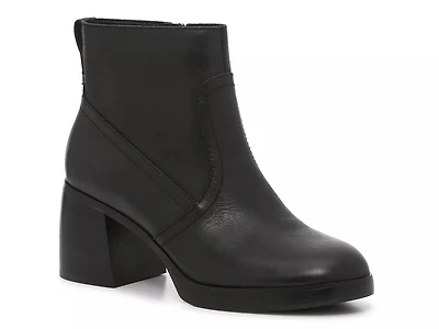 Quiniya Bootie