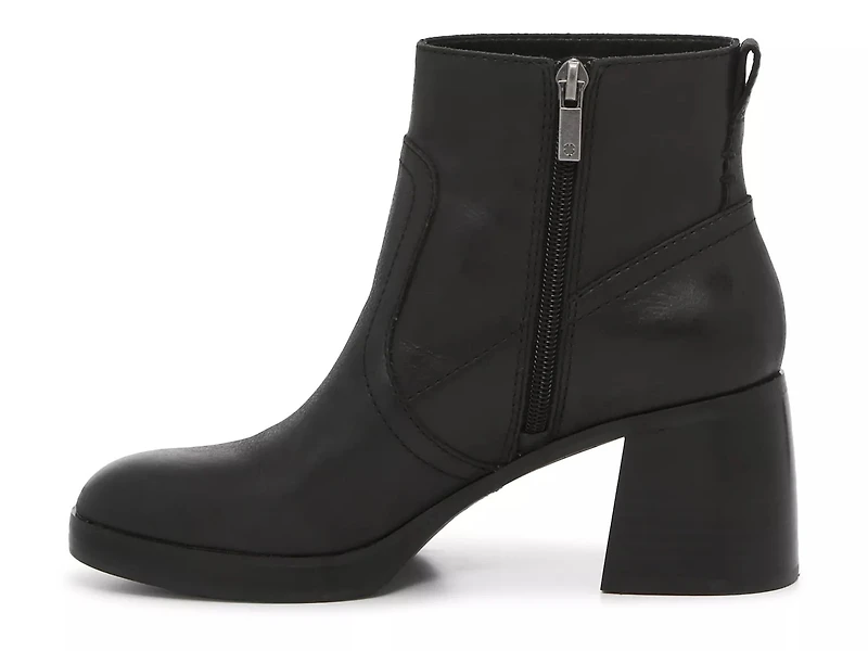 Quiniya Bootie