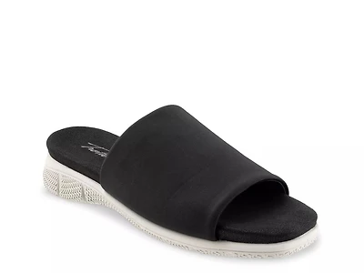 Toni Sandal