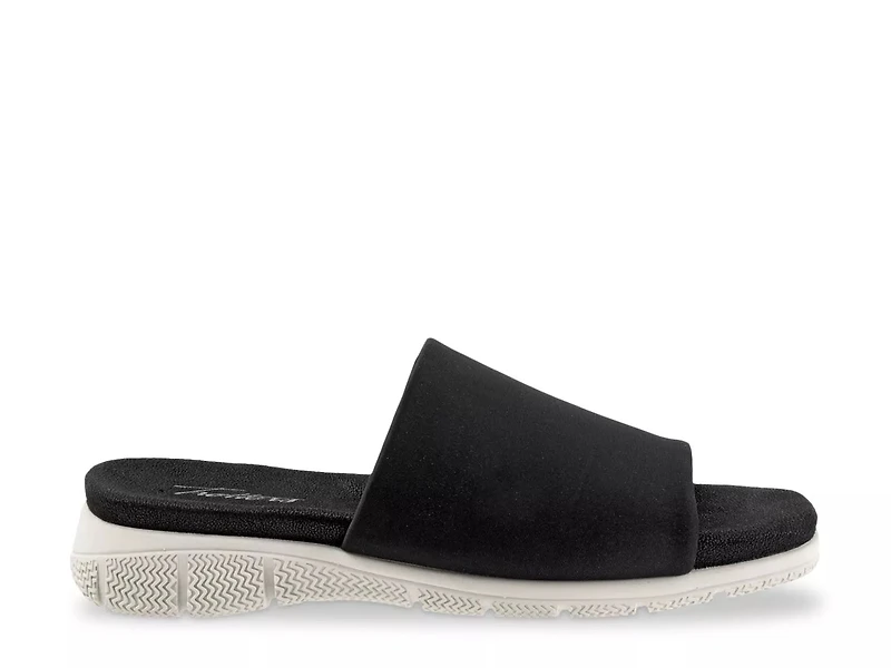 Toni Sandal