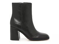 Lysia Bootie