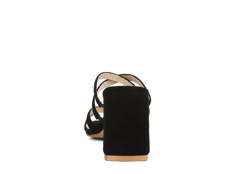 Valentina Sandal