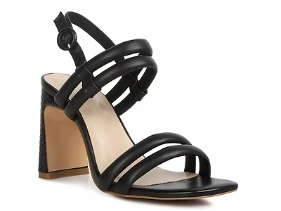 Avianna Sandal