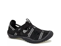 Regional Sneaker