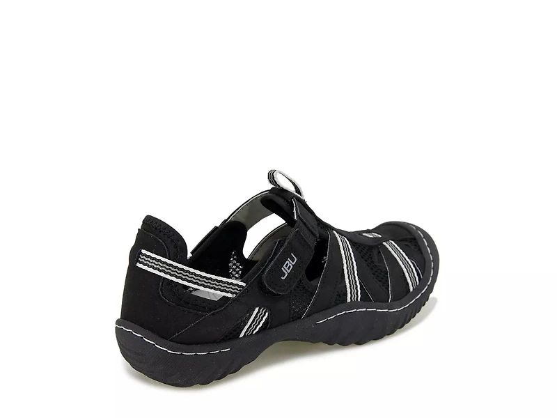 Regional Sneaker