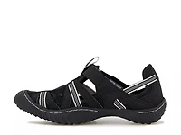 Regional Sneaker