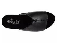 Triniti Platform Sandal