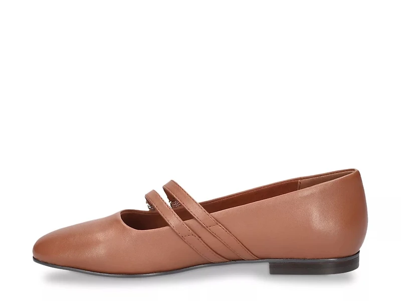 Daven Mary Jane Flat