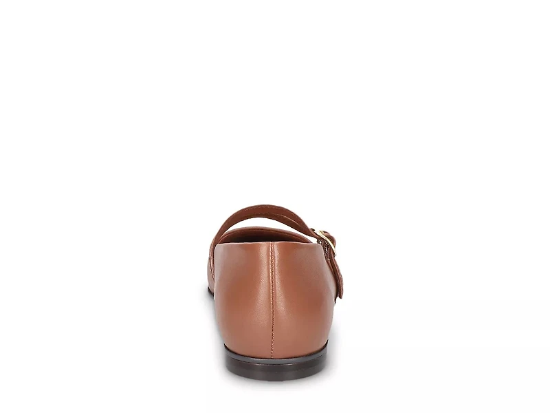 Daven Mary Jane Flat