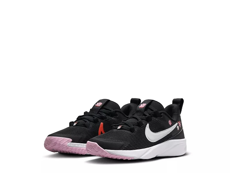 Star Runner 4 Sneaker