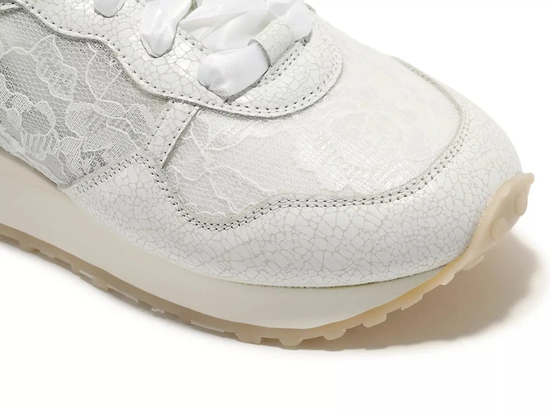 Cancun Sneaker - Women's